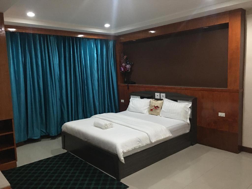New Pind Balluchi Inn Pattaya ภายนอก รูปภาพ